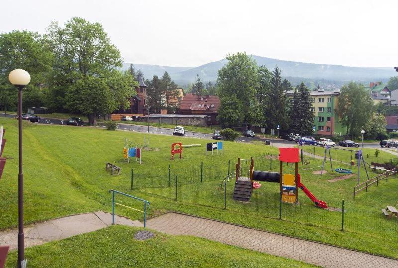 Trevilles Apartamenty - Granatowy Szklarska Poręba Esterno foto